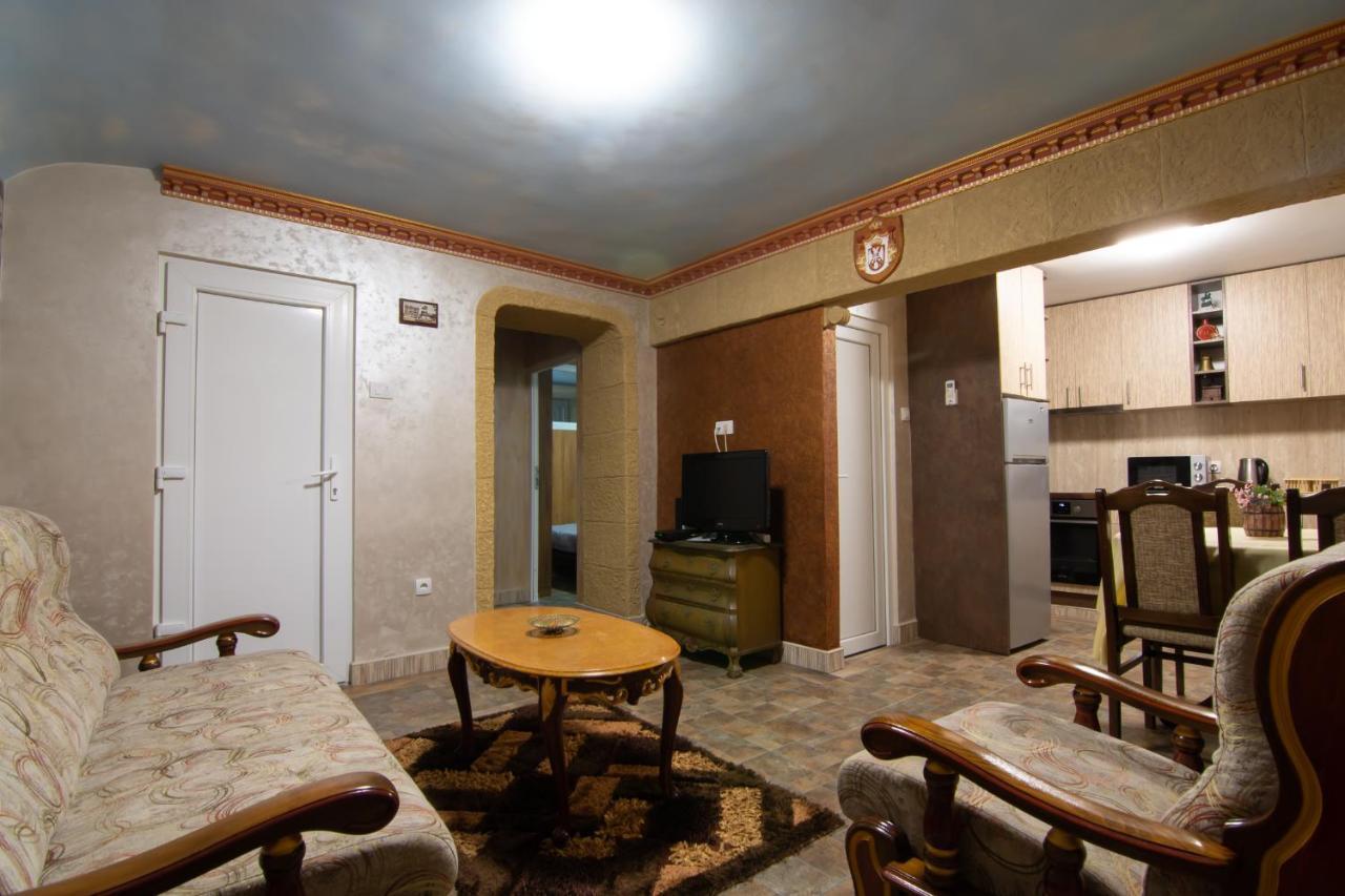 Top Spot Apartment เบลเกรด ภายนอก รูปภาพ